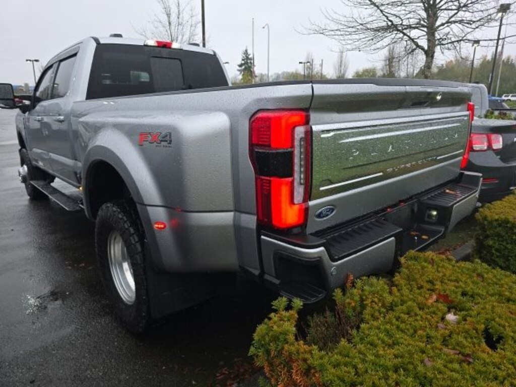 Used 2024 Ford F-350 Platinum Truck Crew Cab