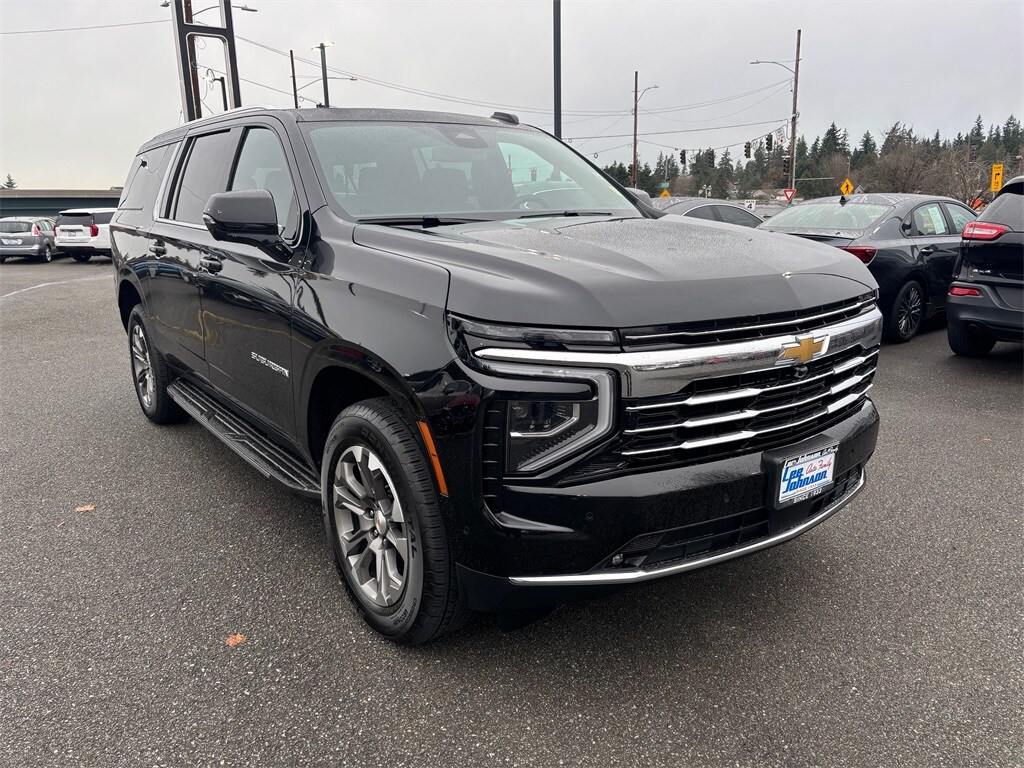 Used 2025 Chevrolet Suburban LT SUV