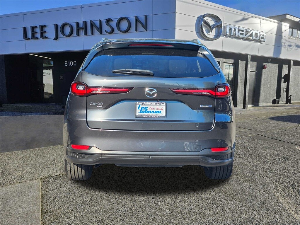 2024 Mazda CX-90 Plug-in Hybrid Preferred photo 4