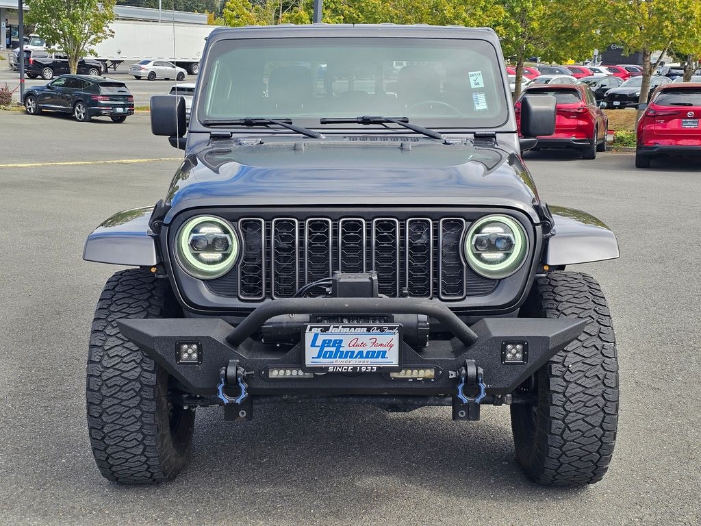 Used 2023 Jeep Gladiator Willys Truck Crew Cab