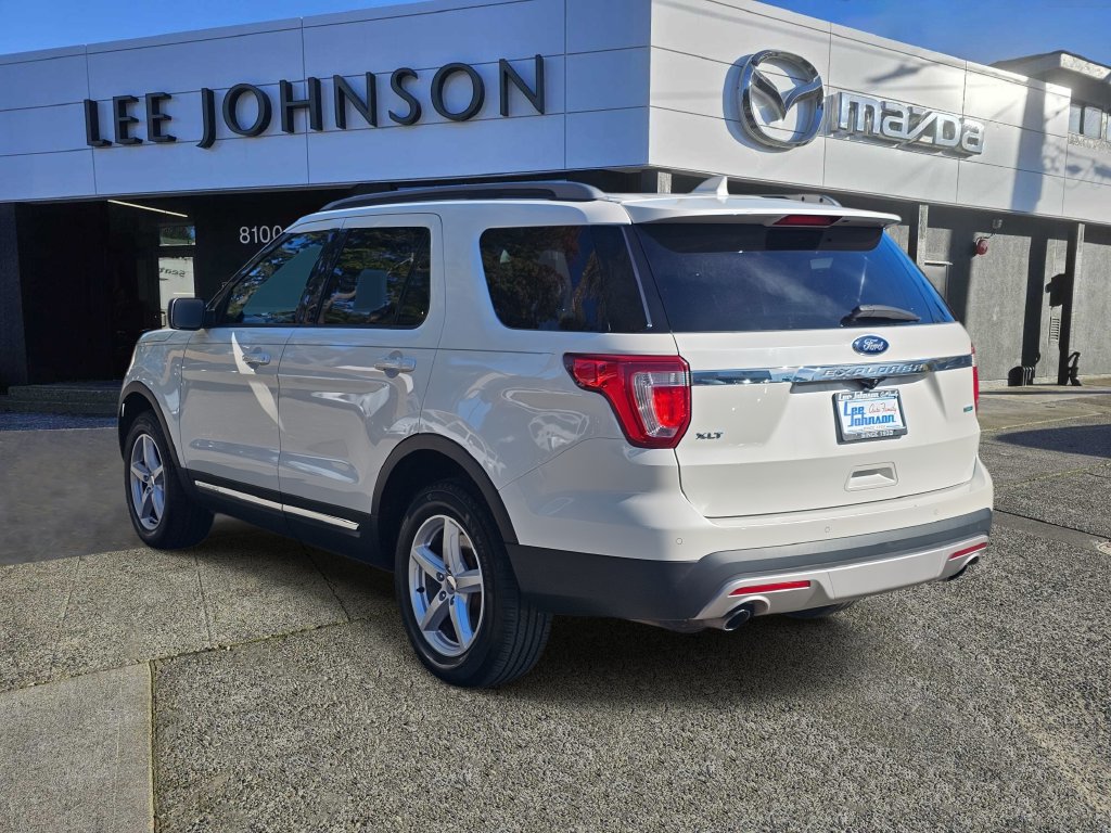 Used 2017 Ford Explorer XLT SUV