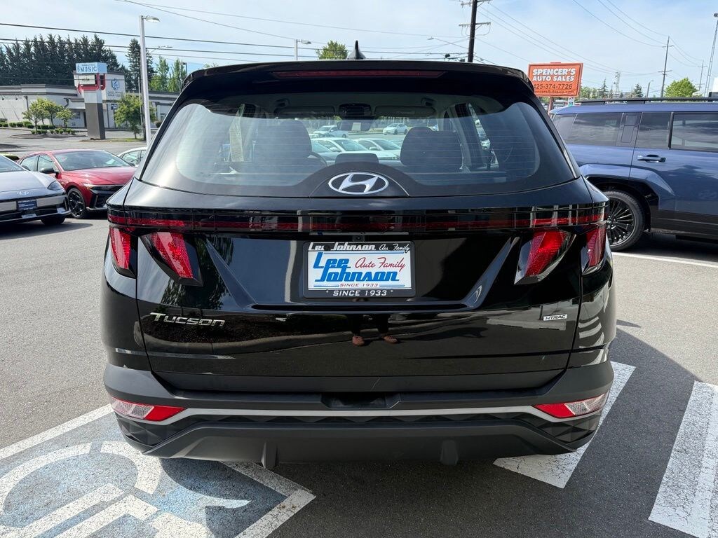 Used 2023 Hyundai Tucson SE SUV