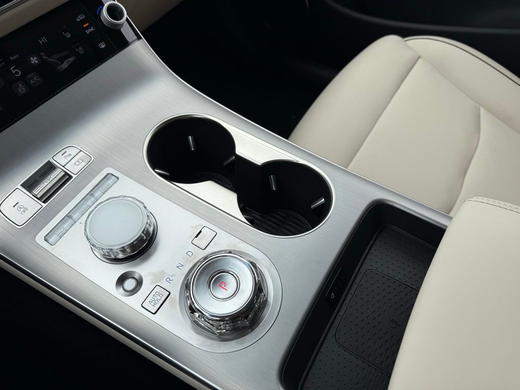 2026 GENESIS GV70 Advanced - Photo 27