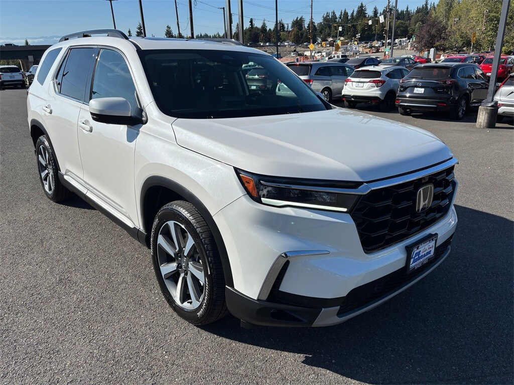 2025 Honda Pilot Elite photo 2