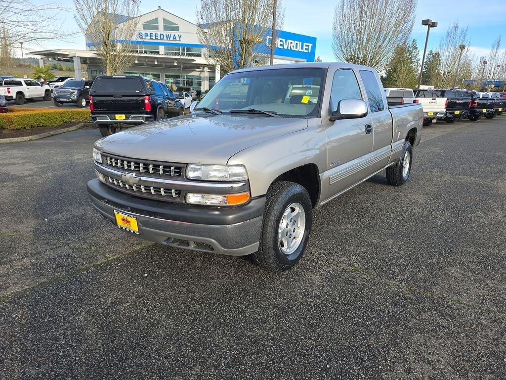 Used 2000 Chevrolet Silverado 1500 LS Truck Extended Cab