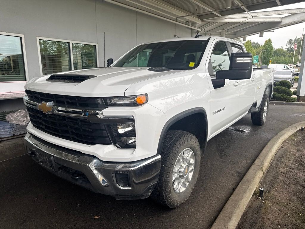 Used 2026 Chevrolet Silverado 3500 HD LT Truck Crew Cab
