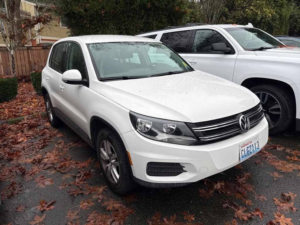 2013 Volkswagen Tiguan SEL photo 2
