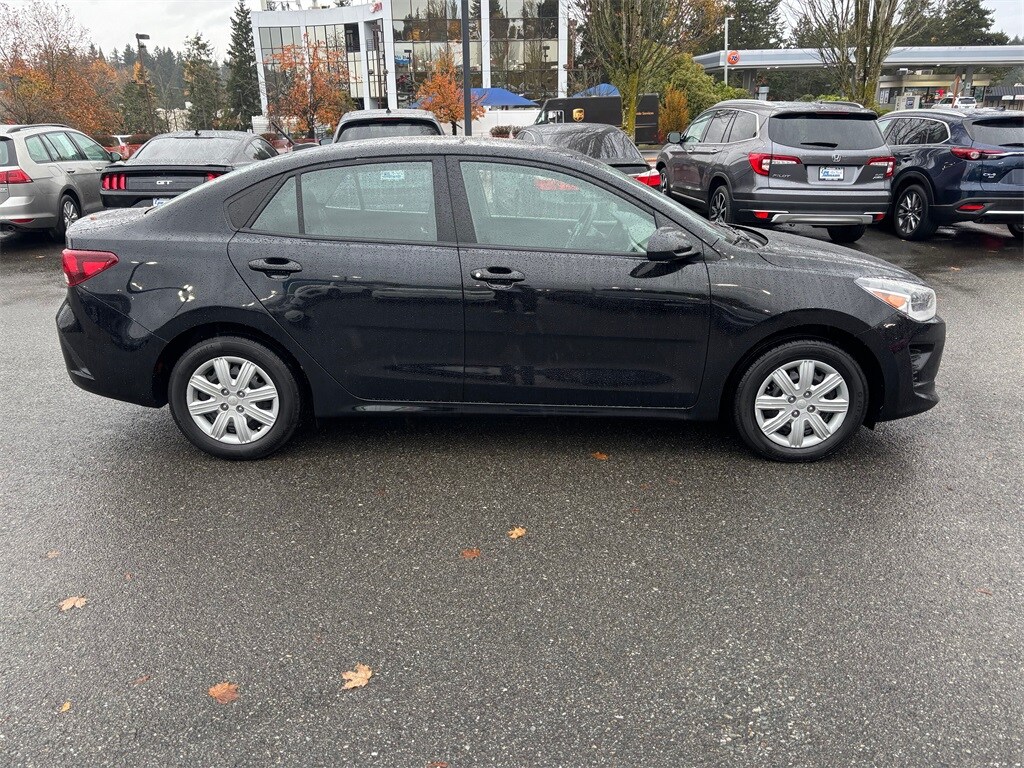 2021 Kia Rio LX photo 2