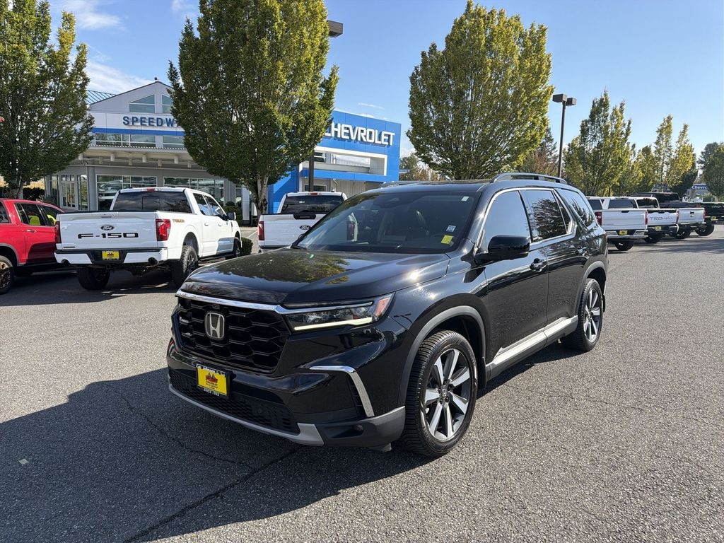 Used 2023 Honda Pilot Touring SUV