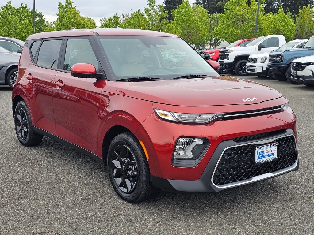 Used 2022 Kia Soul LX Hatchback