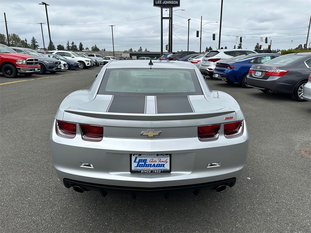 2010 Chevrolet Camaro SS photo 4