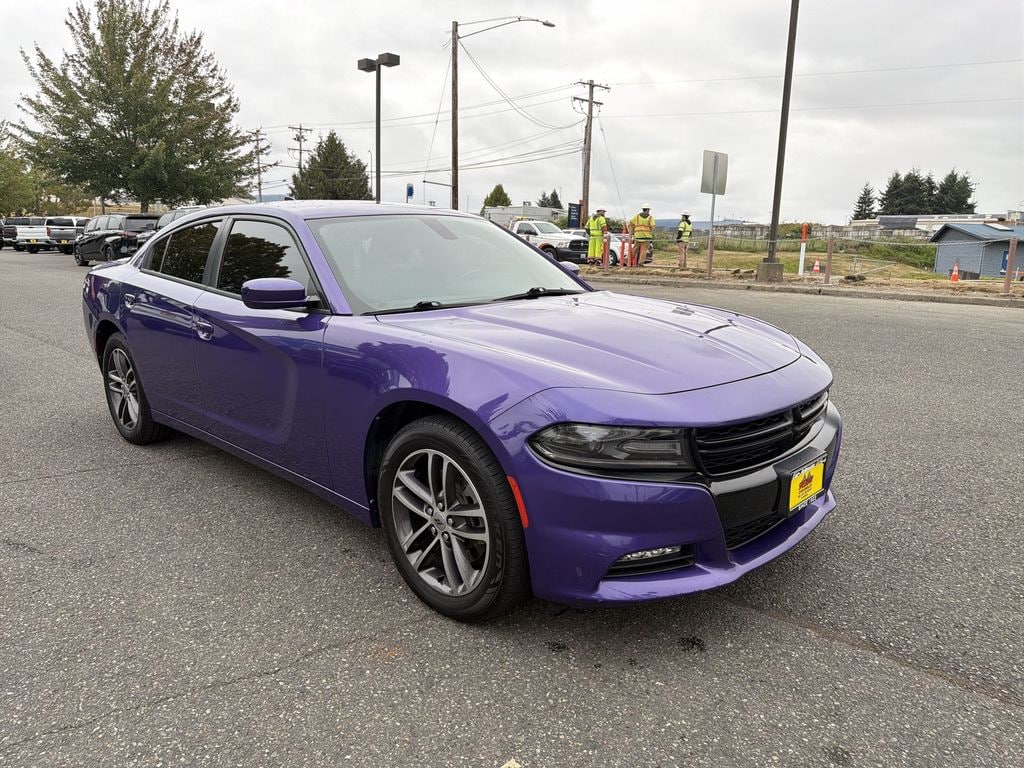 Used 2019 Dodge Charger SXT Sedan