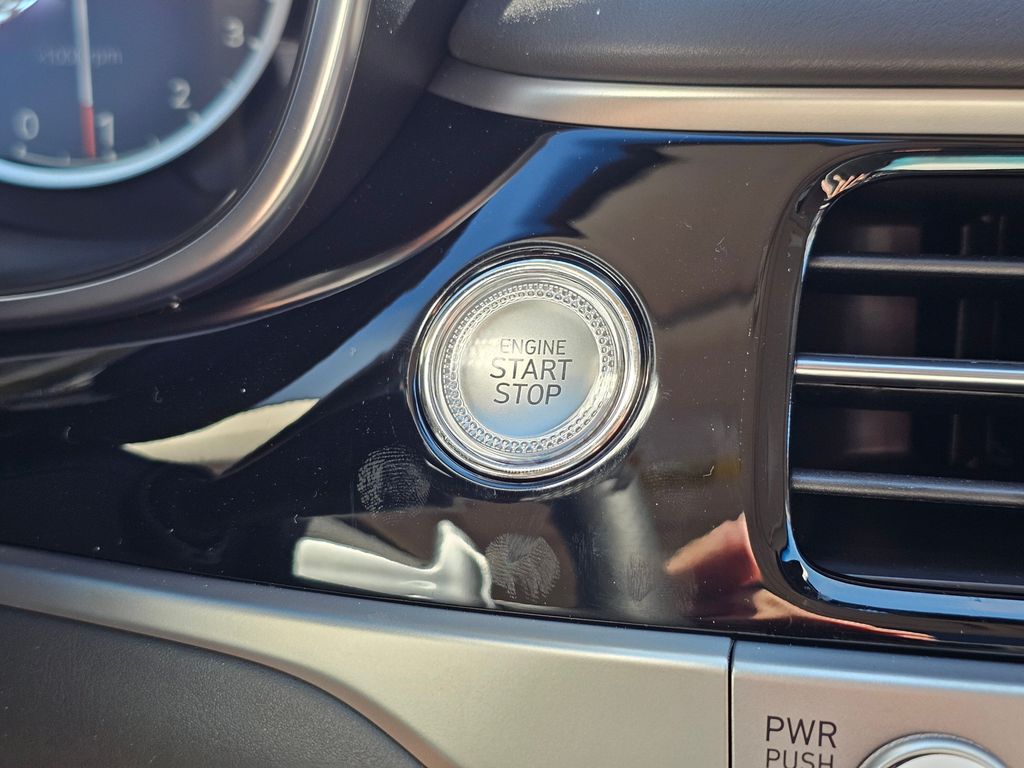 2026 GENESIS G70 Prestige - Photo 17