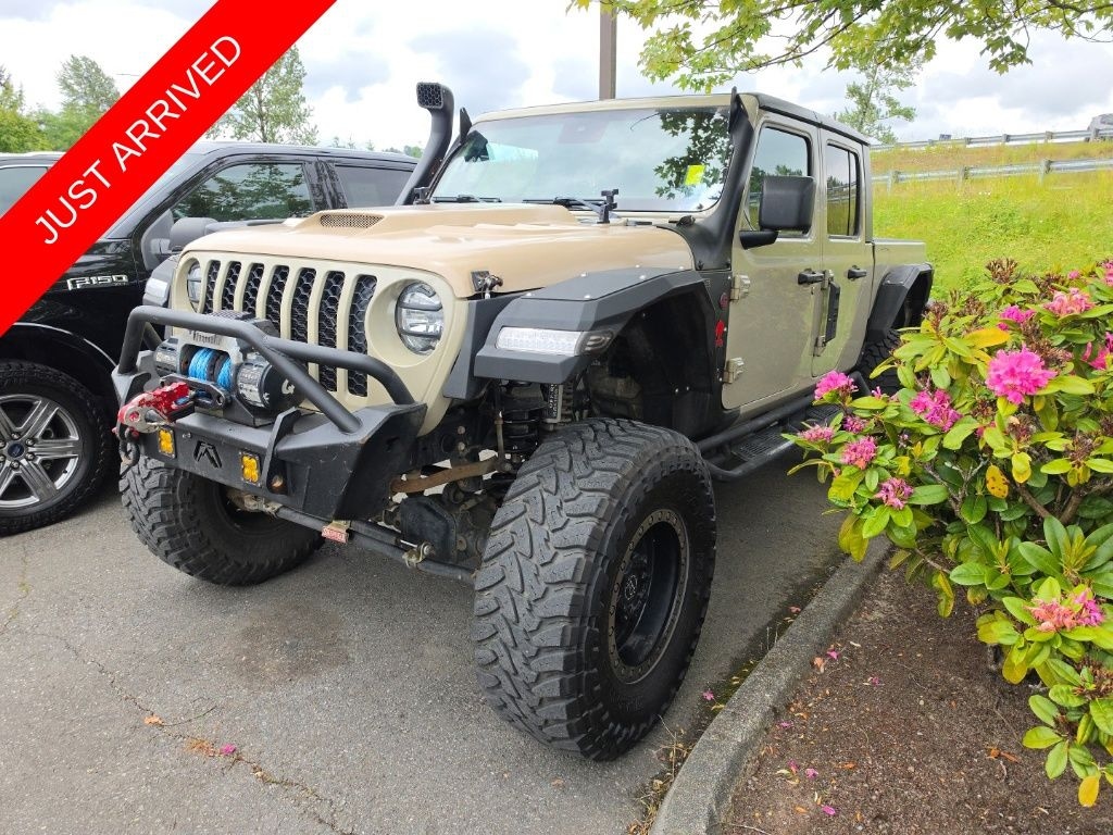 Used 2020 Jeep Gladiator Sport Truck Crew Cab