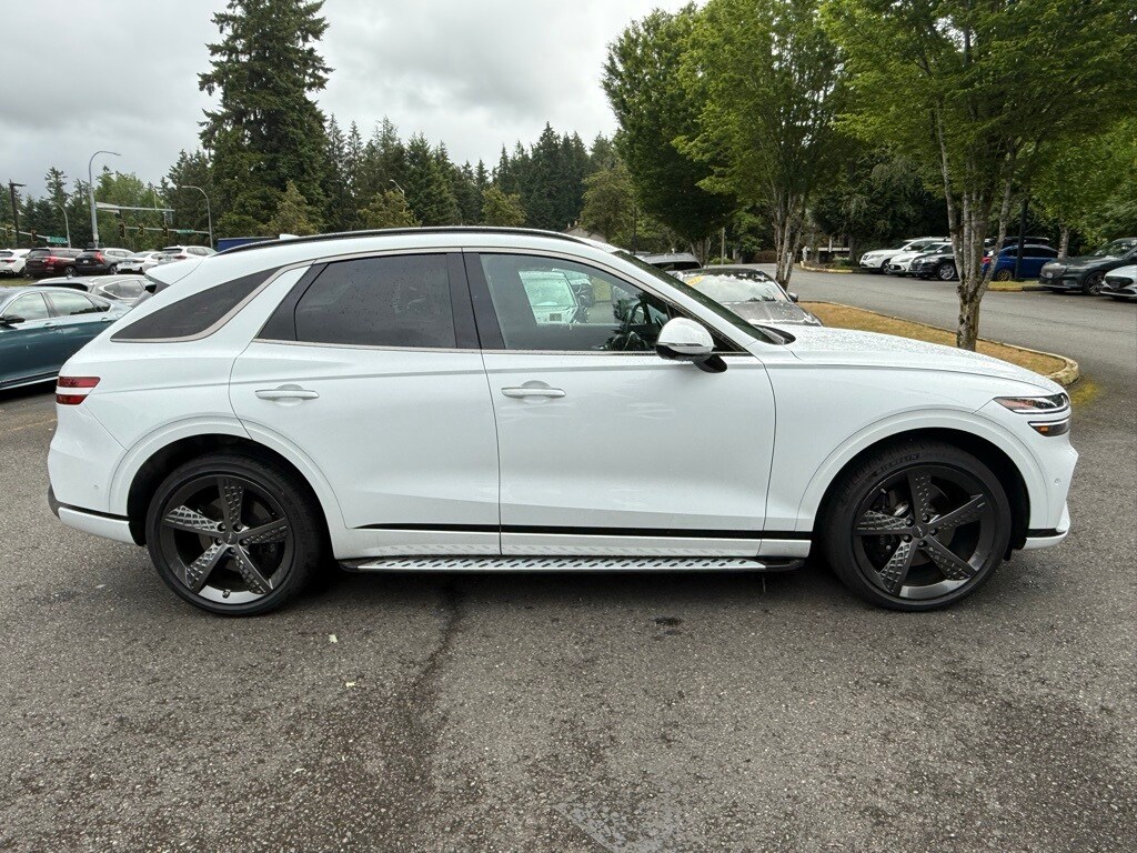 2025 Genesis GV70 3.5T Sport photo 2