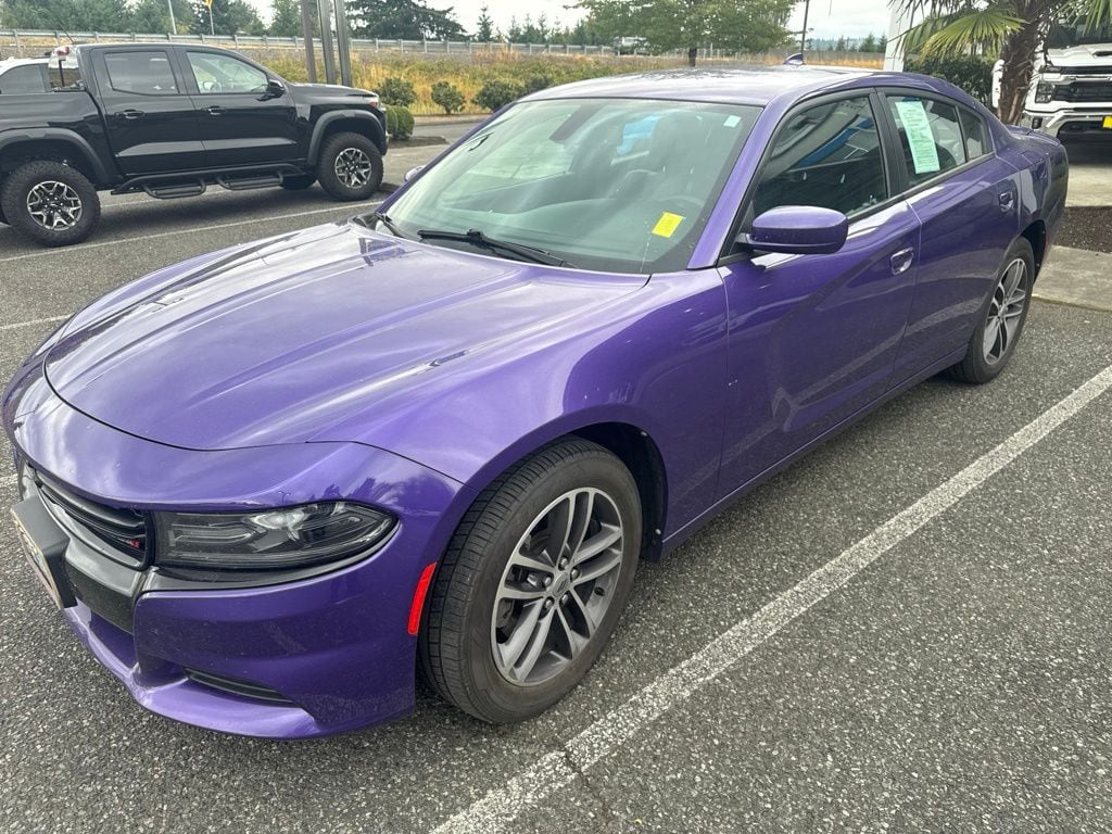 Used 2019 Dodge Charger SXT Sedan
