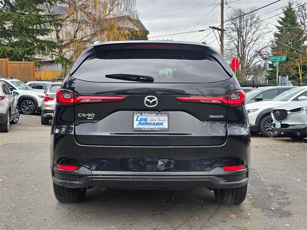 2024 Mazda CX-90 Plug-in Hybrid Preferred photo 3