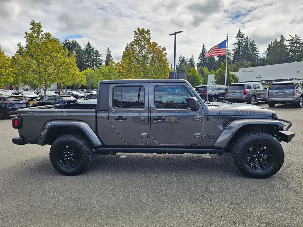 Used 2023 Jeep Gladiator Willys Truck Crew Cab