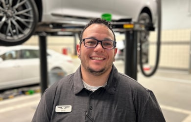 Staff member Whit Rosser from ID_3bd1314ee809