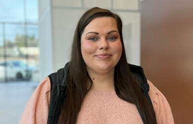 Staff member Ashley Fry from ID_6b355b