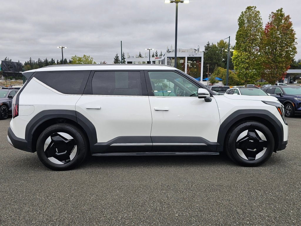 Used 2024 Kia EV9 Wind SUV