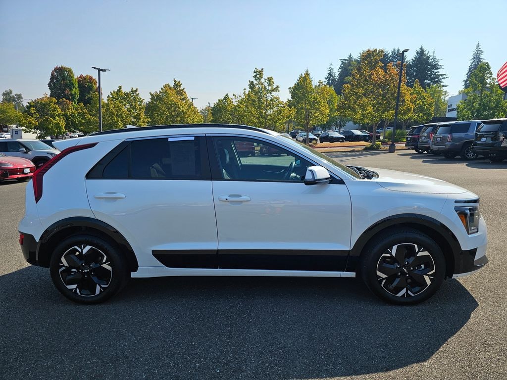 Used 2024 Kia Niro EV Wind SUV
