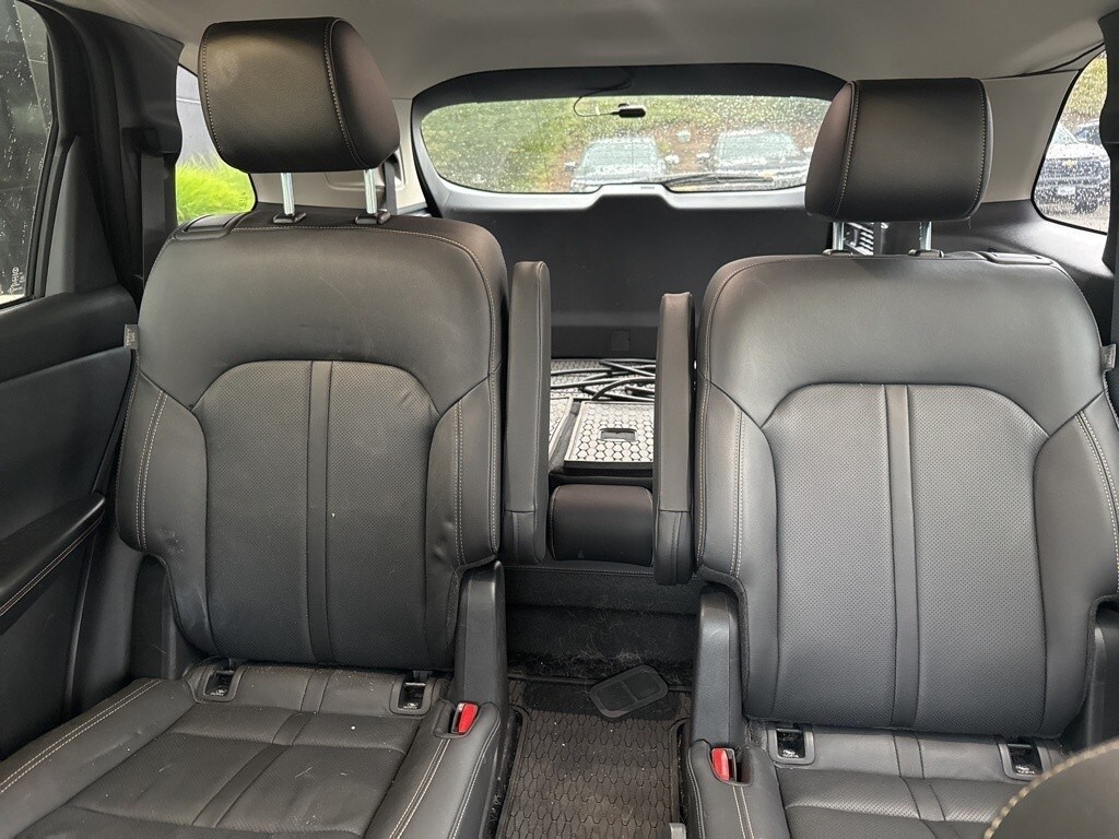 2024 Mazda CX-90 Plug-in Hybrid Premium photo 3