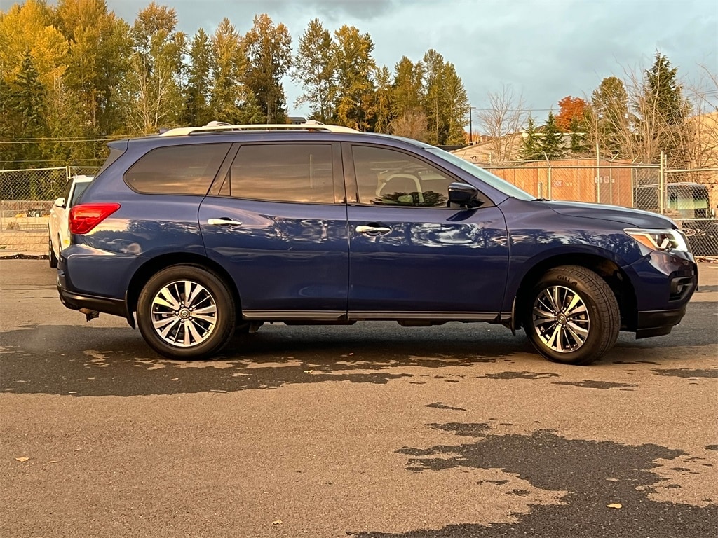 Used 2019 Nissan Pathfinder SV SUV