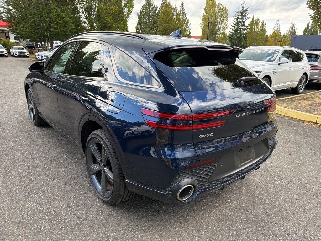 2023 Genesis GV70 3.5T Sport Prestige photo 3