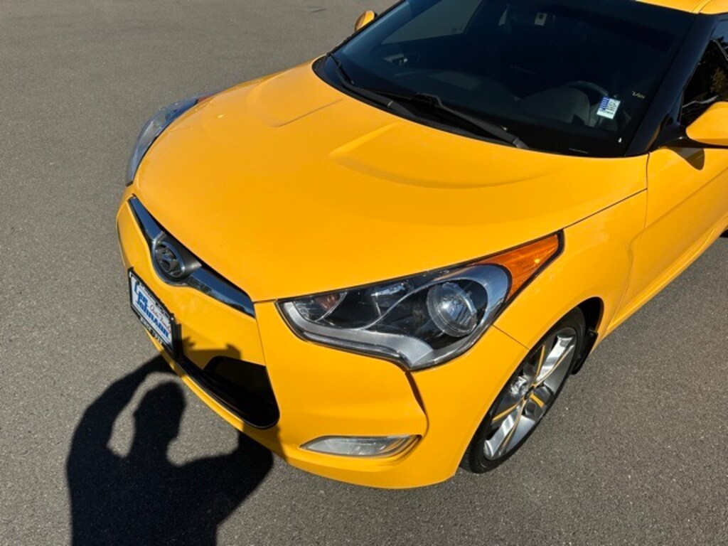 Used 2016 Hyundai Veloster Base Hatchback