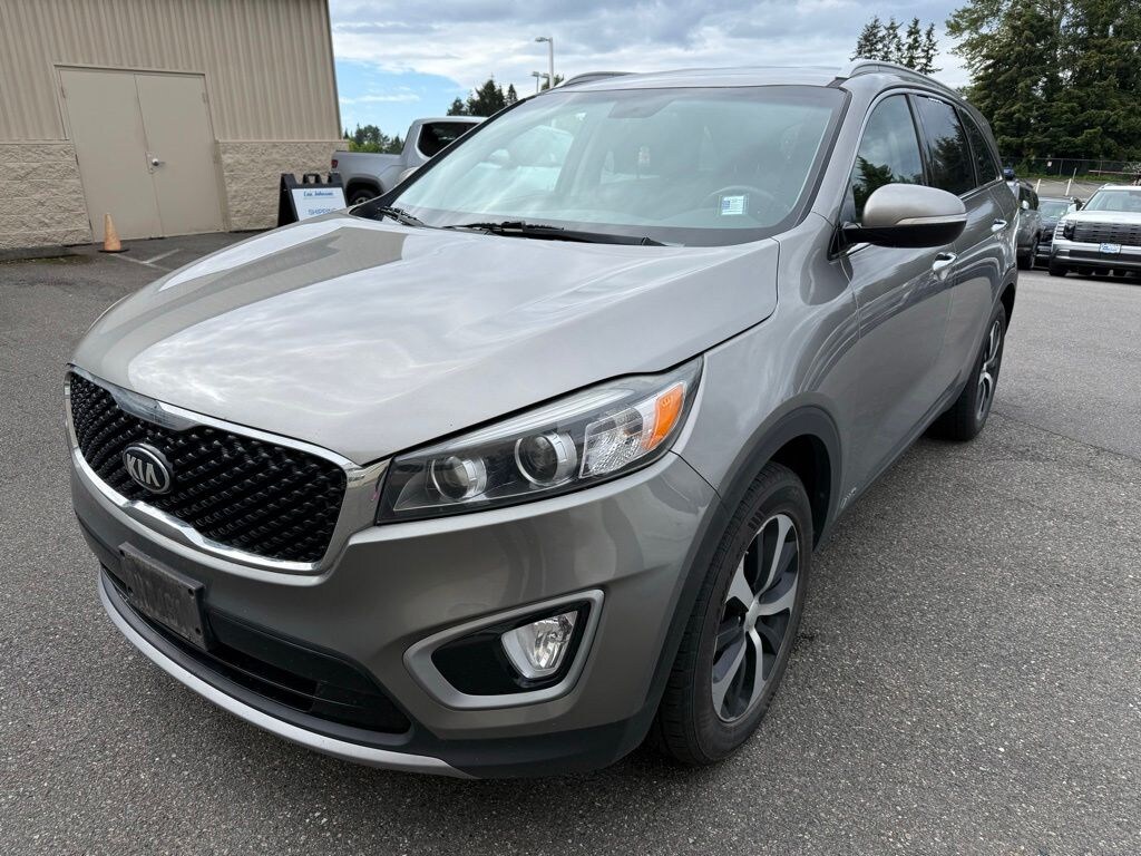 Used 2017 Kia Sorento EX SUV
