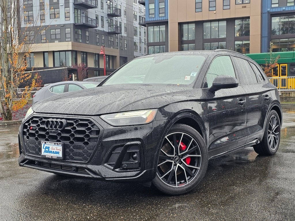 2023 Audi SQ5 Premium Plus's photo