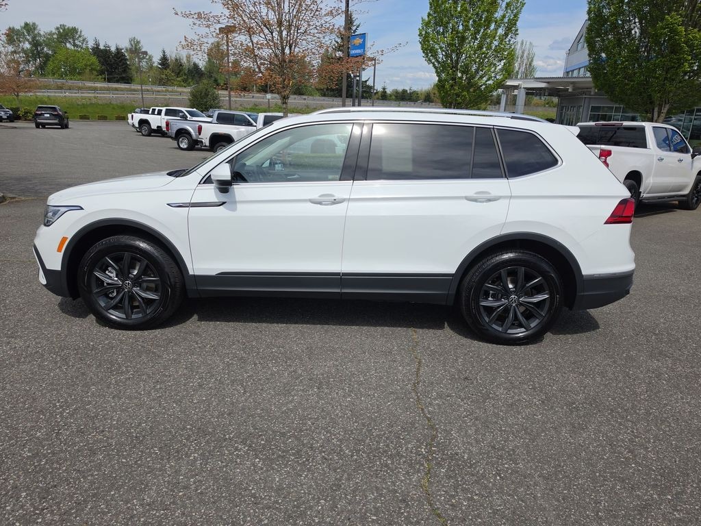 Used 2024 Volkswagen Tiguan 2.0T SE SUV