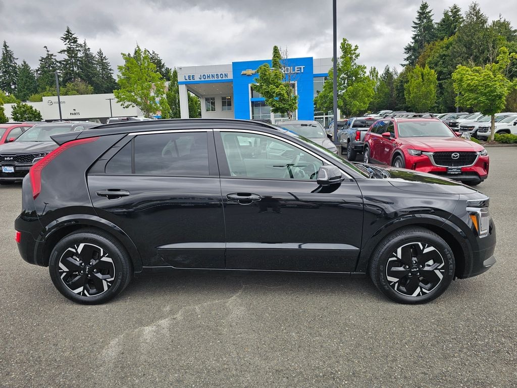 Used 2023 Kia Niro EV Wind SUV
