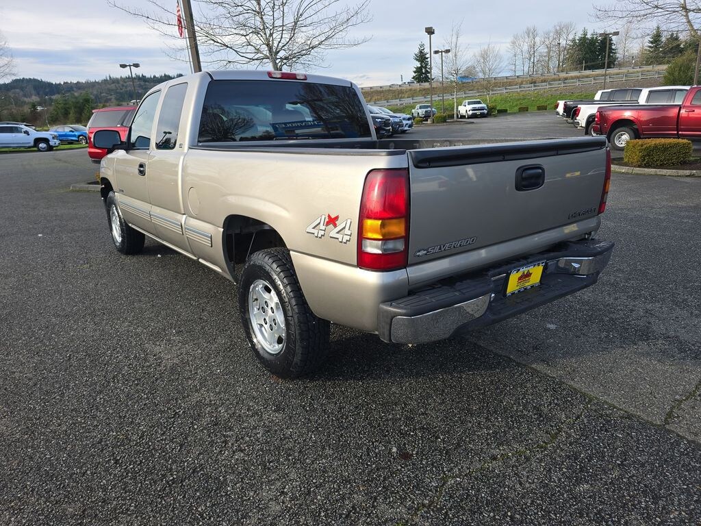 Used 2000 Chevrolet Silverado 1500 LS Truck Extended Cab