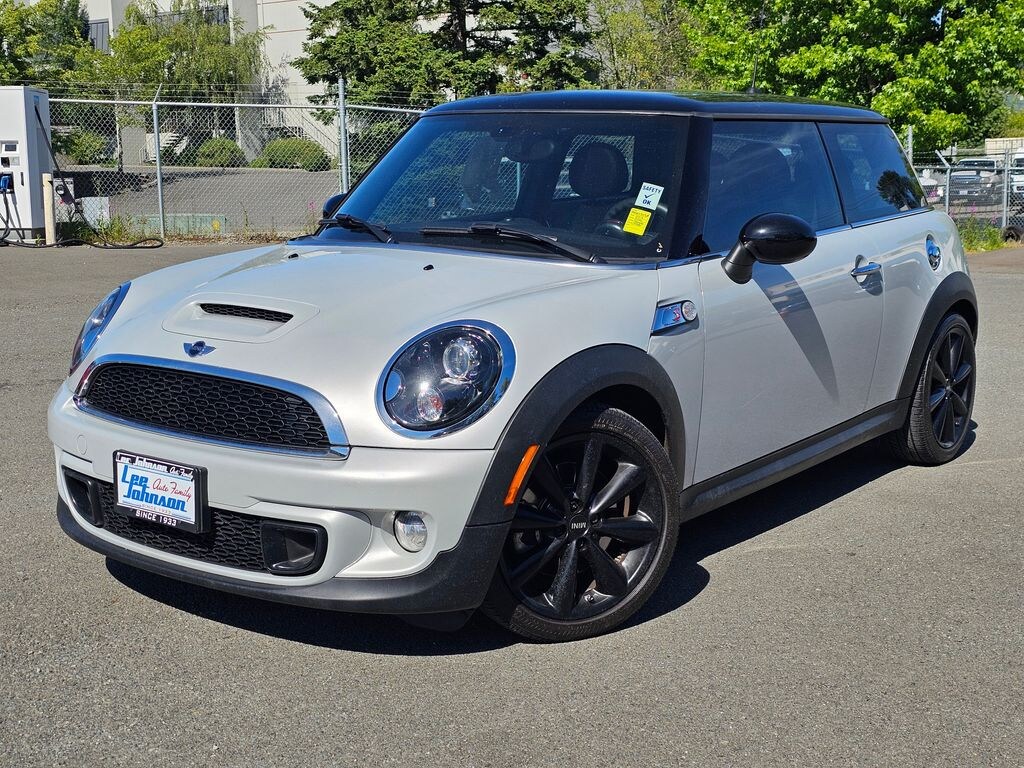 Used 2013 MINI Hardtop Base Hatchback