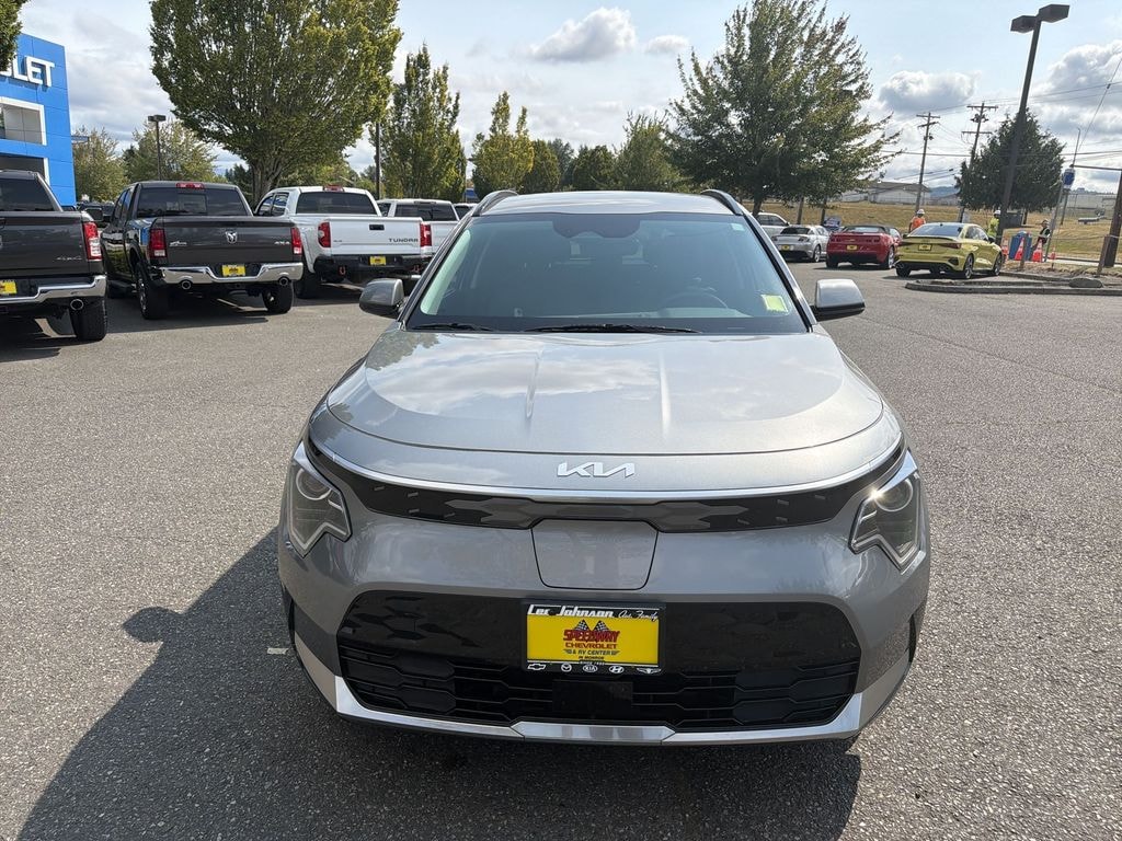 Used 2024 Kia Niro EV Wind SUV