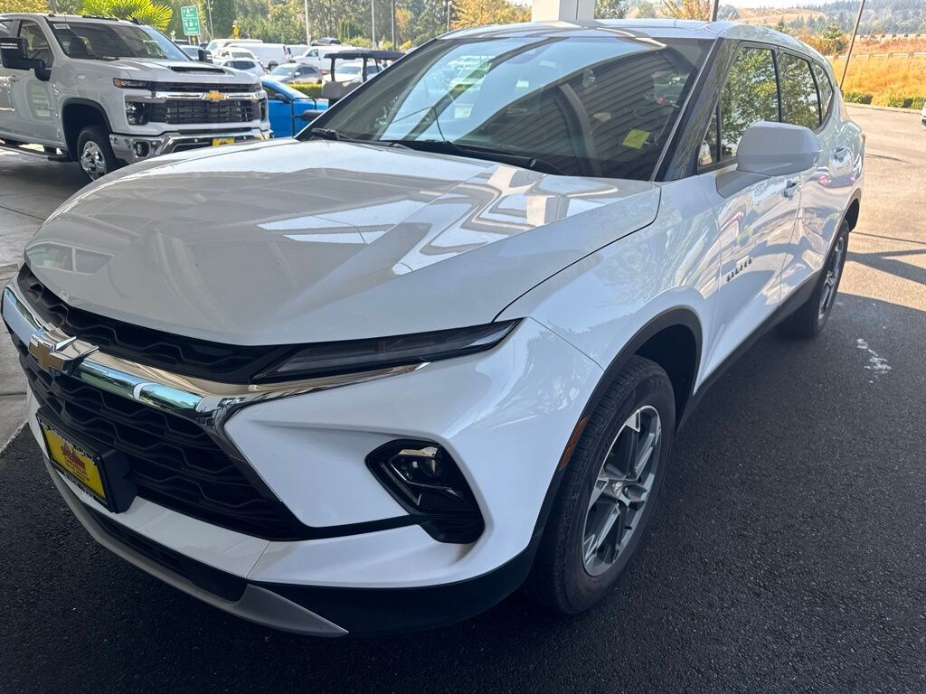 Used 2025 Chevrolet Blazer LT SUV