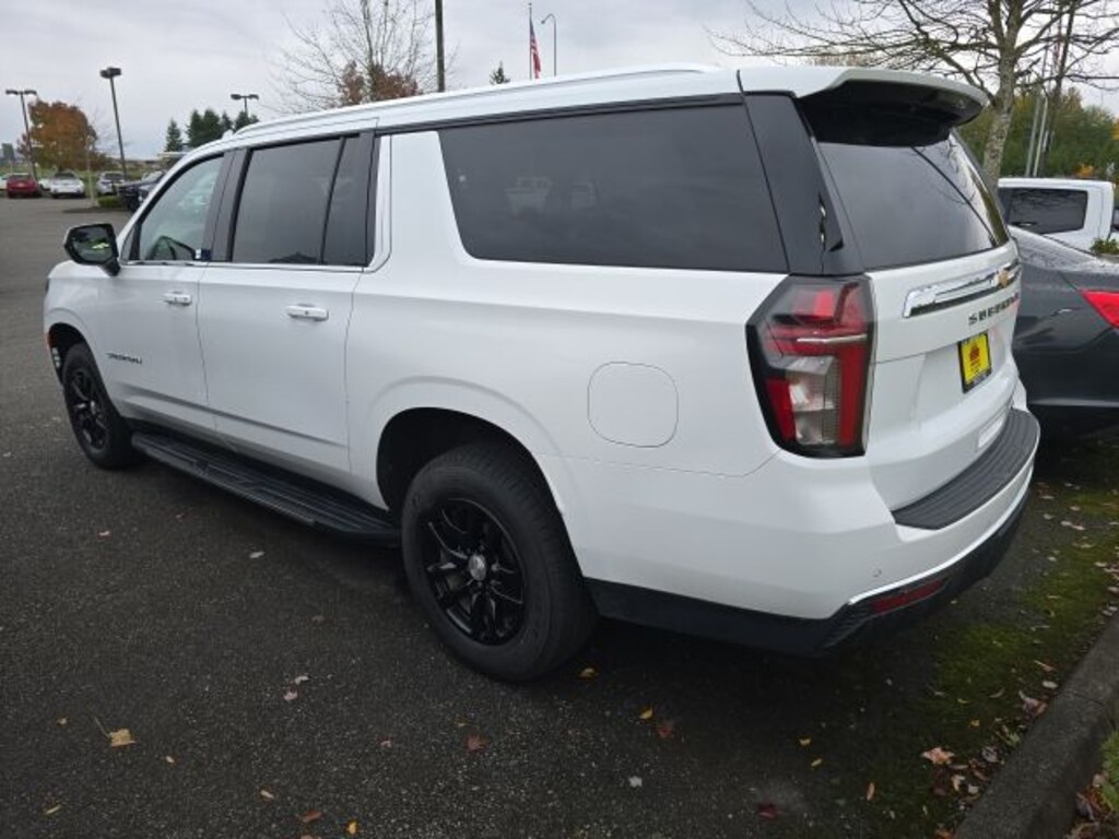 Used 2023 Chevrolet Suburban LT SUV