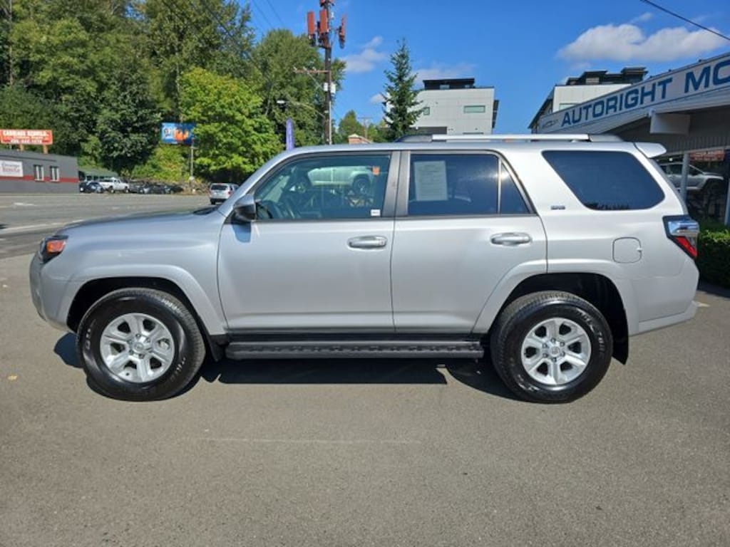 Used 2024 Toyota 4Runner SR5 SUV