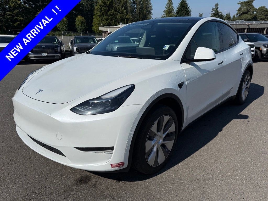 Used 2024 Tesla Model Y Long Range SUV