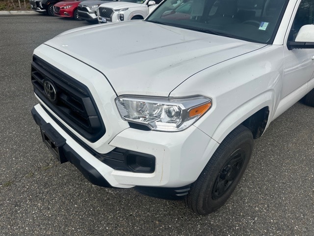 2022 Toyota Tacoma SR Access Cab photo 3