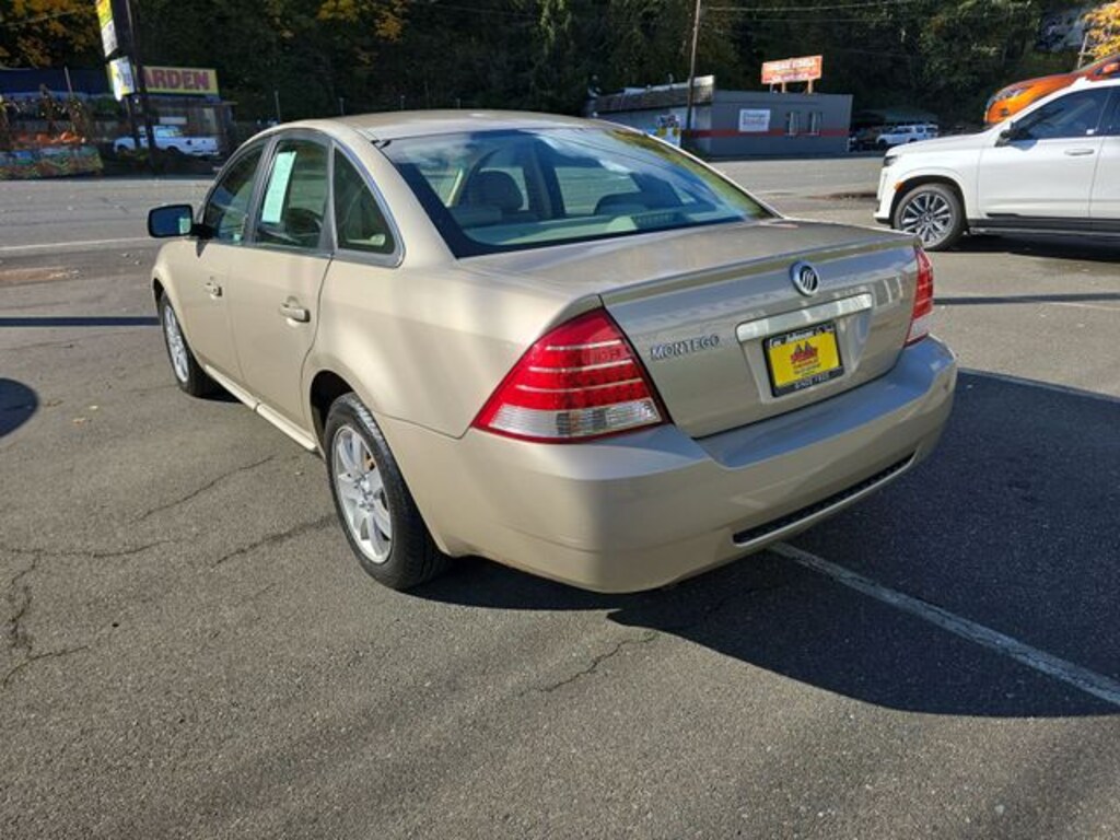 Used 2006 Mercury Montego Luxury Sedan