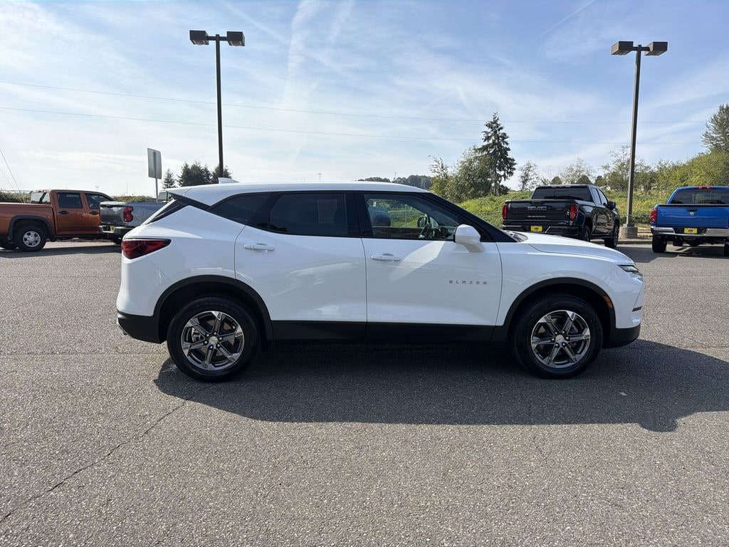 Used 2025 Chevrolet Blazer LT SUV