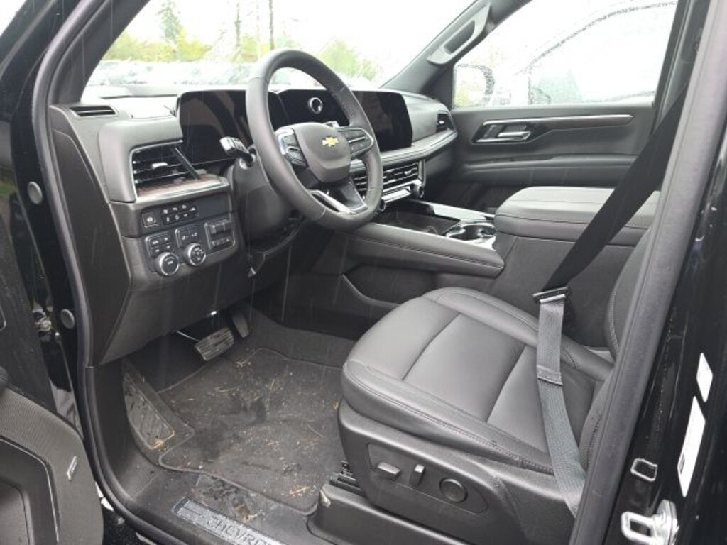 Used 2025 Chevrolet Suburban LT SUV