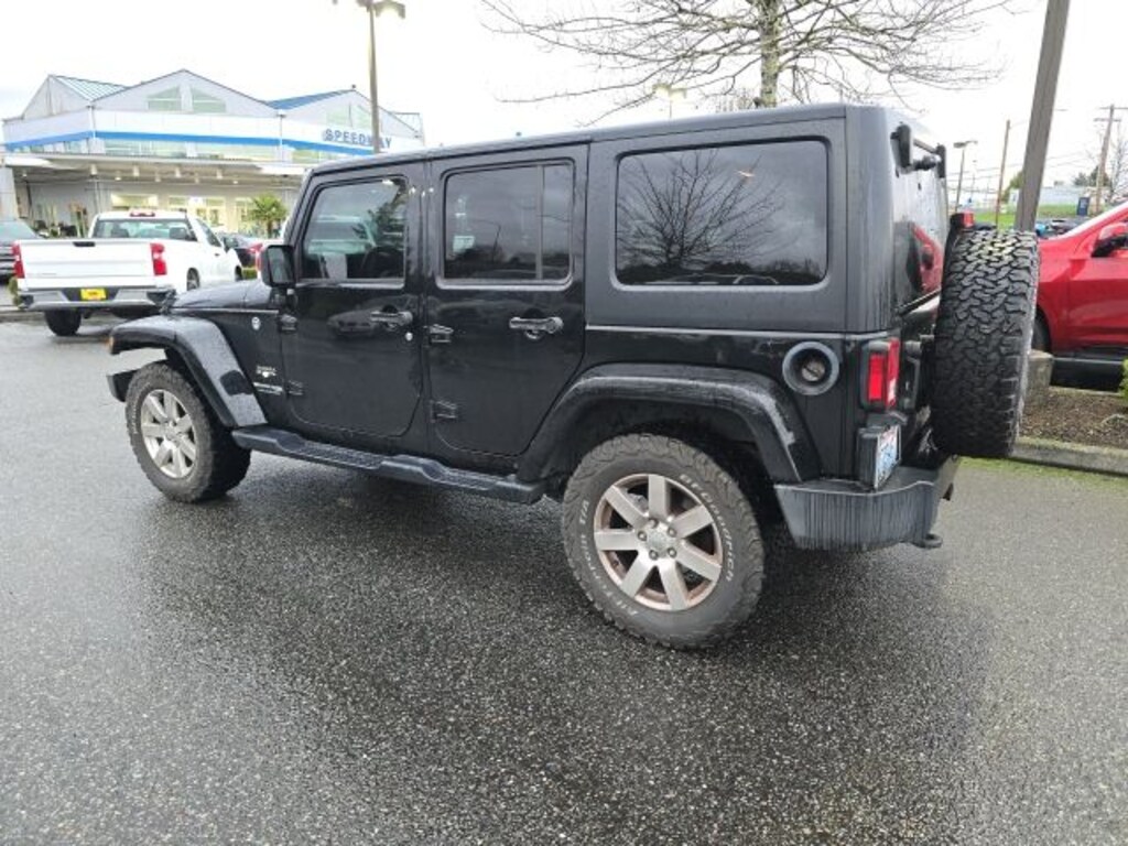 Used 2018 Jeep Wrangler JK Unlimited Sahara SUV