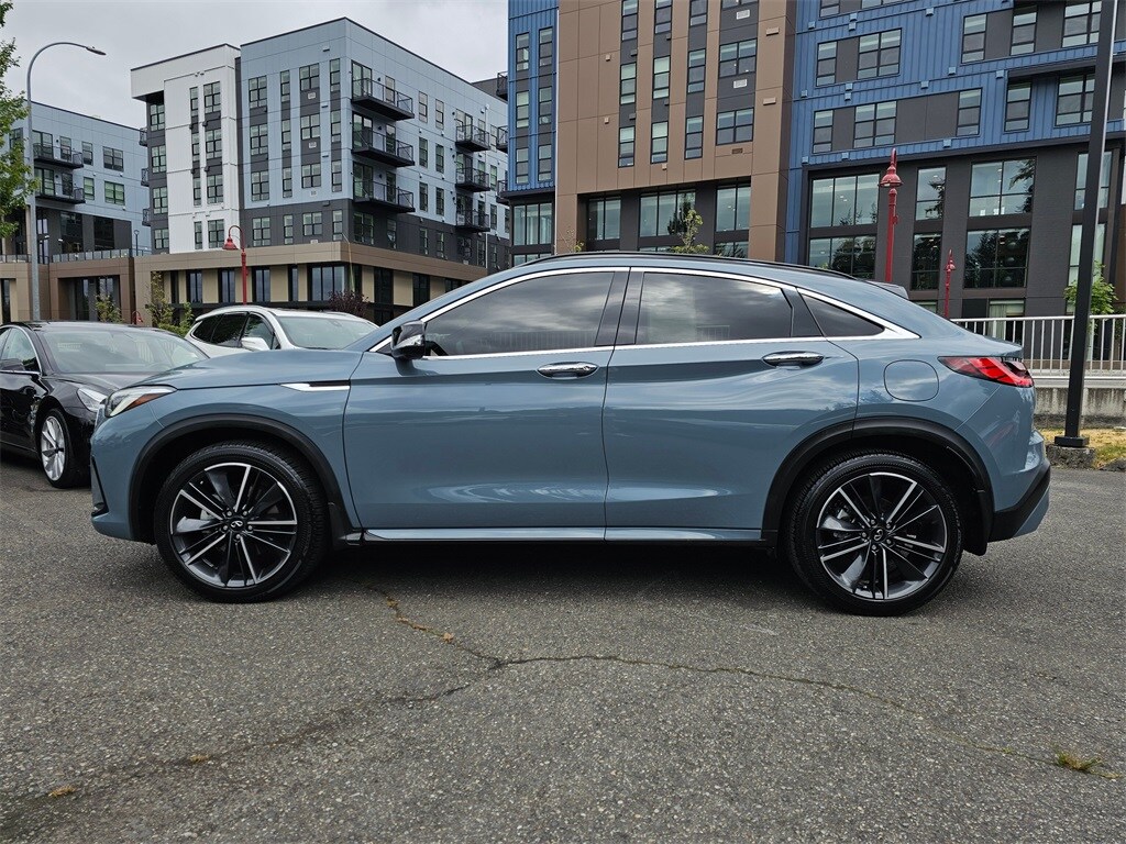 2022 Infiniti QX55 Essential photo 4