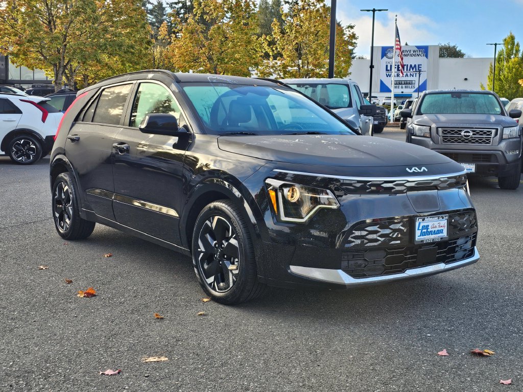 Used 2023 Kia Niro EV Wind SUV