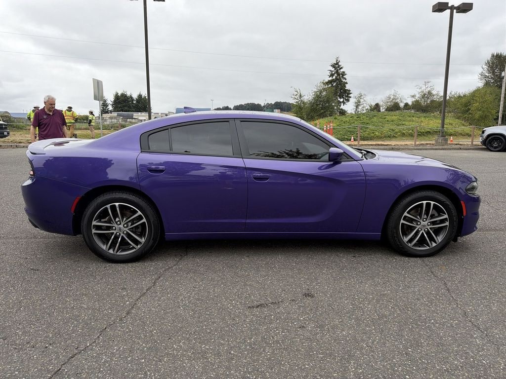Used 2019 Dodge Charger SXT Sedan