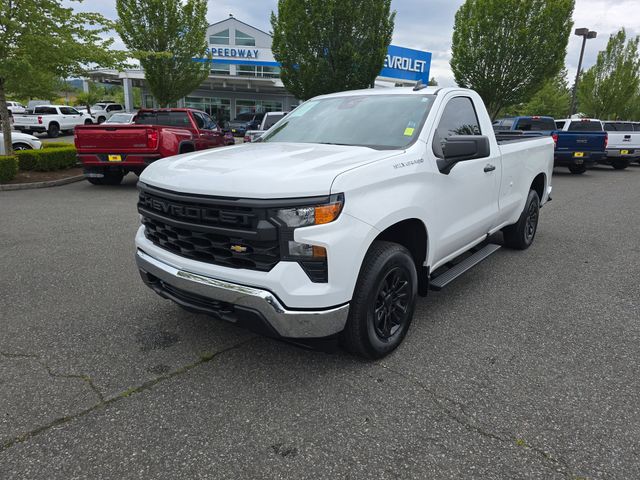 2024 Chevrolet Silverado 1500 photo 2